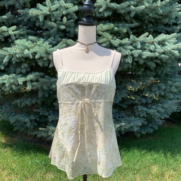 MKM Designs Tops - MAKE OFFER⭐️⭐️Gorgeous MKM Designs tank top⭐️⭐️
